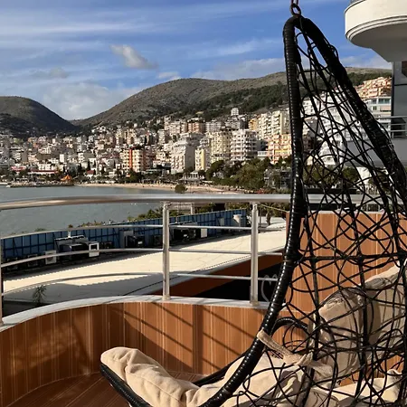 Apartman Luxurious Overlooking The Sea Saranda